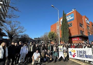 Gençler hem yürüdü hem sosyalleşti