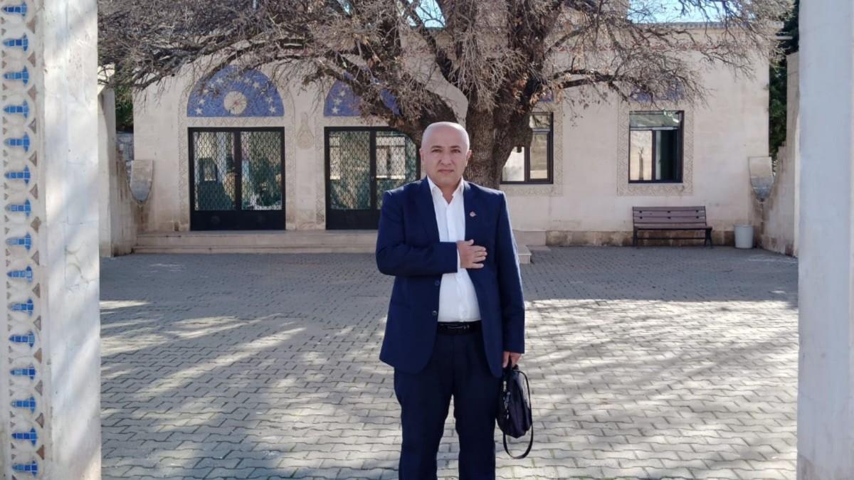 Yazar Hüseyin Turhal tarafından Ap Aziz Dede’nin hayatını romanlaştırıyor