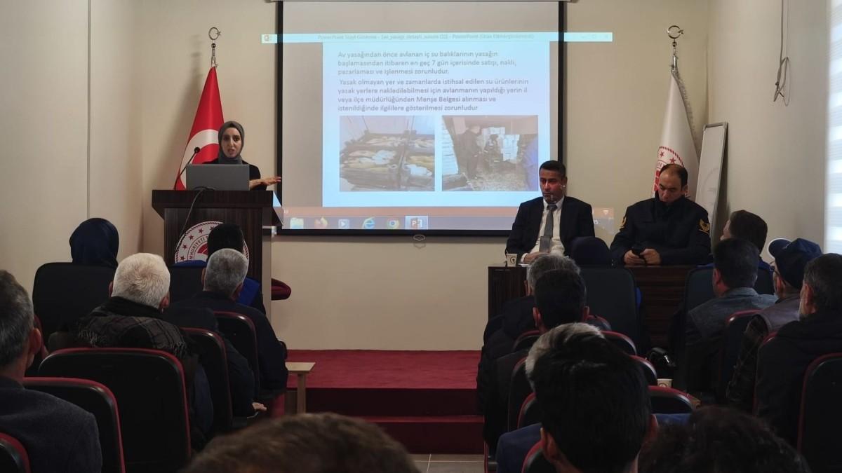 Kahta’da su ürünleri av yasağı öncesi bilgilendirme toplantısı