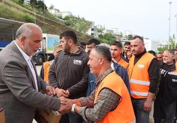 Canik'te Bayram Sevinci: Başkan Sandıkçı Personelle Bayramlaştı