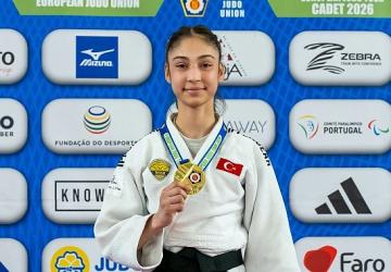 Konya Büyükşehirli Judocu Havva Sena Tokmak, Avrupa Şampiyonu Olarak Bayram Sevinci Yaşattı