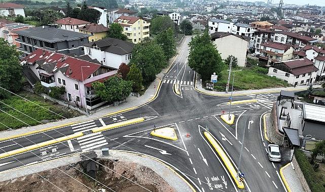 Başiskele'de modern kavşak hizmete açıldı