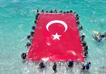 4 etaptan oluşan deniz dibi temizliği etkinliği tamamlandı