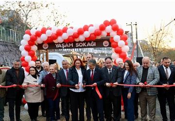 Gemlik'te “Yaşam Sokağı" Açıldı