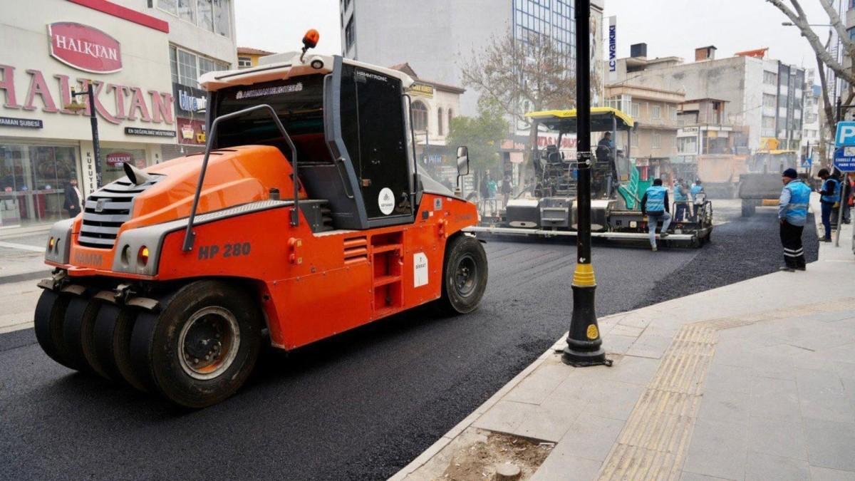 Adıyaman’da çarşı merkezinde asfalt çalışması başladı - Videolu Haber