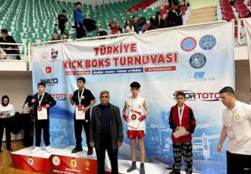 Adıyamanlı kick boksçulardan Türkiye Şampiyonası’nda büyük başarı