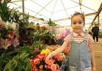 23. Karşıyaka Çiçek Festivali kapılarını açtı!