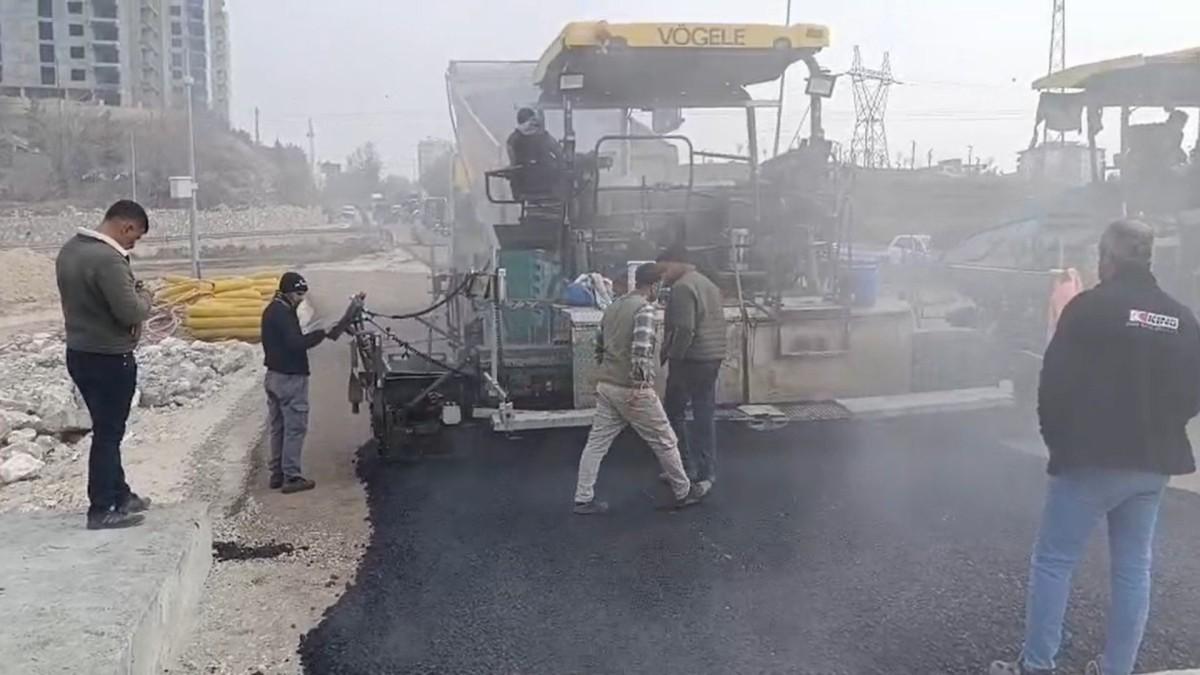 Adıyaman Eğriçay Köprüsü’nde sona doğru: Asfalt serimine başlandı