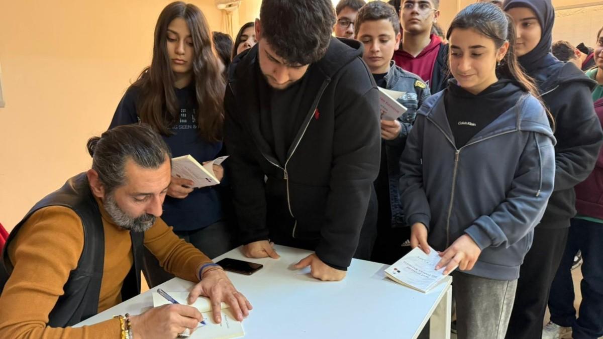 Yazar Şair Murat Kayış, Bilgi Anadolu Lisesi öğrencileriyle buluştu - Videolu Haber