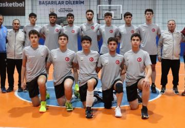 Şanlıurfa Genç Erkekler Voleybol Takımı çeyrek final hazırlığında