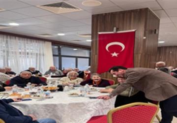 Huzurevinde iftar buluşması