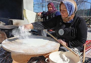 Antalya Büyükşehir'in kadınlara yönelik destekleri istihdama dönüşüyor