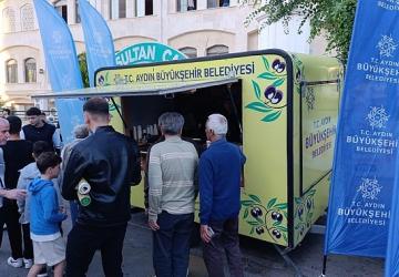 Aydın Büyükşehir Belediyesi Vatandaşlarla Bayramlaştı
