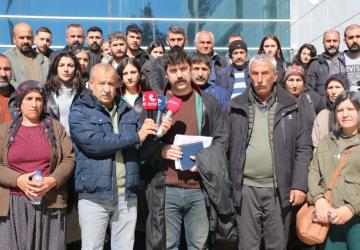 Karapınar Abuzer Tuncay Aile Apartmanı Davası’nda erteleme kararı: Aileler ‘adalet’ istedi - Videolu Haber