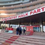 İki CHP bayramda ne yapacak? Kılıçdaroğlu genel merkezde, Özel il başkanlığında!