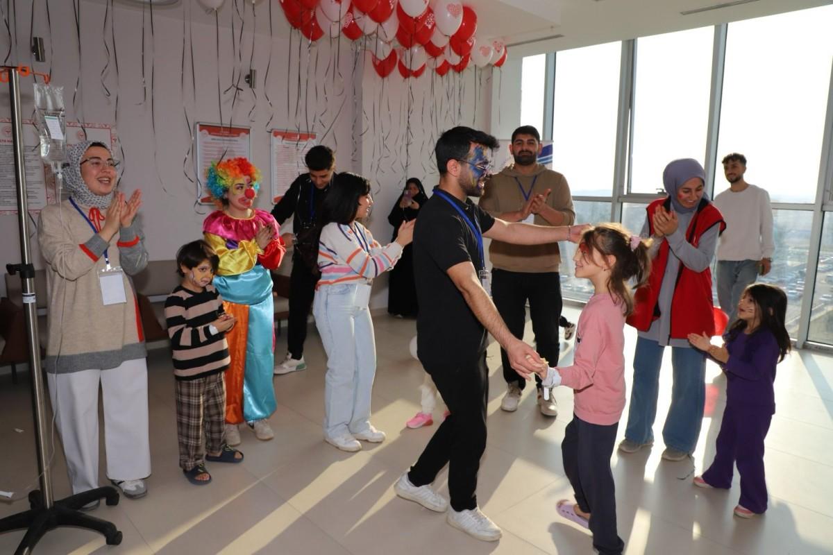 “Şiirle İyileşen Minik Kalpler” Projesiyle çocuklar gönüllerince eğlendi