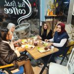 ADIYAMAN (PERRE) - (Behçet ATABEK) - Adıyaman Kent Konseyi Kadın Meclisi tarafından 8 Mart Dünya Emekçi Kadınlar Günü dolayısıyla düzenlenen etkinlikte müzik ve şiir dinletileri gerçekleştirildi.