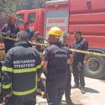 ADIYAMAN (PHA) - Fatma Didar YILDIRIM - Adıyaman Organize Sanayi Bölgesi'nde (OSB) sabah saatlerinde çıkan yangın, Adıyaman Belediyesi itfaiye ekiplerinin hızlı ve koordineli müdahalesiyle büyümeden kontrol altına alındı...