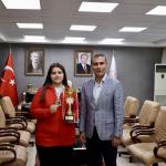 ADIYAMAN (PHA) - Türkiye Atıcılık ve Avcılık Federasyonu tarafından Mersin’in Erdemli ilçesinde düzenlenen Havalı Silahlar Emin Sosyal Kupası’nda Adıyamanlı sporcular, elde ettikleri derecelerle büyük bir başarıya imza a...