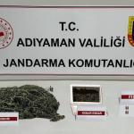ADIYAMAN (PHA) - Adıyaman’da, jandarma ekipleri tarafından 21 kilo 600 gram uyuşturucuyla suçüstü  yakalanan şüpheli çıkarıldığı mahkemece tutuklandı.