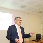 ŞANLIURFA (PERRE) - Şeriban ÖZÇAKMAK - Şanlıurfa Harran Üniversitesi Hastanesi'nde, meme kanseri farkındalığını artırmak amacıyla "Meme Kanseri Hakkında Bilgilendirme Semineri" düzenlendi.