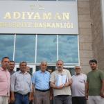 ADIYAMAN (PHA) - Mustafa TEKİN - Adıyaman’da kavurucu yaz sıcaklıklarının etkisini gösterdiği günlerde, Alitaşı Mahallesi’nin Çimen Küme Evleri’nde iki aydır süren su kesintisi mahalle sakinlerini isyan noktasına getirdi...
