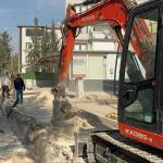 ADIYAMAN (PERRE) - Şeriban ÖZÇAKMAK - Adıyaman Belediyesi, çarşı merkezi ve doğu-güneydoğu mahallelerde eş zamanlı yürüttüğü içme suyu, kanalizasyon ve asfalt çalışmalarını sürdürüyor.