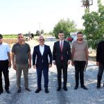 ADIYAMAN (PHA) - Adıyaman İl Özel İdaresi, 2025 yılı yatırım programı kapsamında kırsal bölgelerde ulaşım altyapısını güçlendirme çalışmalarına hız kesmeden devam ediyor.