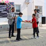 ADIYAMAN (PHA) - Adıyaman’ın Kahta ilçesinde, 2025-2026 Eğitim-Öğretim Yılı İlköğretim Haftası çeşitli etkinliklerle kutlandı.