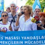 ANKARA (PHA) - Fatma Didar YILDIRIM - Kamu Emekçileri Sendikaları Konfederasyonu (KESK) Eş Genel Başkanı Ayfer Koçak, hükümetin memur ve memur emeklilerine sunduğu zam teklifini “sefalet dayatması” olarak nitelendirdi.