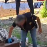 MALATYA (PHA) - Malatya’da, polis ekipleri tarafından sosyal medya üzerinden silah teşhiri yaptığı belirlenen 29 adrese eş zamanlı düzenlenen baskında çok sayıda silah ele geçirilirken, 29 şüpheli gözaltına alındı.