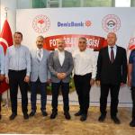 ADIYAMAN (PHA) - Tarım ve Orman Bakanlığı tarafından düzenlenen, tarım ve insan ilişkisini anlatan “Tarım, Orman ve İnsan” konulu fotoğraf sergisinin açılışı Adıyaman İl Halk Kütüphanesi'nde, Adıyaman Valisi Dr.