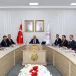 ADIYAMAN (PHA) - Adıyaman il genelinde sürdürülen kamu yatırımları ile kırsal kalkınma projeleri kapsamında önemli bir değerlendirme toplantısı gerçekleştirildi.