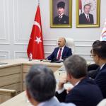 ADIYAMAN (PHA) - Adıyaman il genelinde sürdürülen kamu yatırımları ile kırsal kalkınma projeleri kapsamında önemli bir değerlendirme toplantısı gerçekleştirildi.
