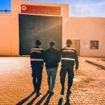 ADIYAMAN (PERRE) - Şeriban ÖZÇAKMAK - Adıyaman ve Kahta'da gerçekleştirilen operasyonlarda haklarında kesinleşmiş hapis cezaları bulunan 3 kişi jandarma ekiplerince yakalanarak tutuklandı.