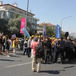 ANKARA (PHA) - Murat KAYIŞ - Kamu Emekçileri Sendikaları Konfederasyonu (KESK), İsrail’in Gazze’de sürdürdüğü saldırıları ve Birleşmiş Milletler’in (BM) raporlarına yansıyan kıtlık gerçeğini protesto etmek için İsrail Bü...