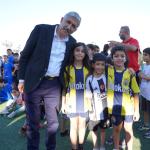 ADIYAMAN (PHA) - Mustafa KAMIŞ – Kahta Belediyesi’nin öncülüğünde hayata geçirilen Yaz Spor Okulları kapsamında, ilçede spor eğitimi alan çocuklara yönelik forma dağıtım etkinliği düzenlendi.