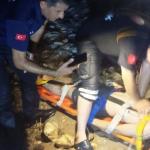 ADIYAMAN (PHA) - Adıyaman'ın Kahta ilçesinde serinlemek için suyu giren Yunus Emre Özsürünç (20), akıntıya kapılarak hayatını kaybetti.