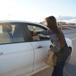 ULUSAL (PERRE) - Şeriban ÖZÇAKMAK - Kahta Belediyesi, Ramazan ayı boyunca iftar saatine yolda yakalanan vatandaşlar için ilçenin farklı çıkış noktalarında kumanya dağıtımı gerçekleştiriyor.