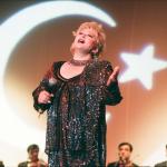 İSTANBUL (PERRE) - Murat KAYIŞ - Türk sanat müziğinin efsane ismi Muazzez Abacı kalp krizi geçirdi.