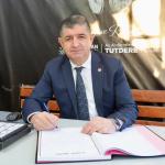 ADIYAMAN (PERRE) - (Behçet ATABEK) - Adıyaman Belediyesi, 6 Şubat 2023 depremlerinin üçüncü yıl dönümünde, yaşanan büyük acıları ve o gün ortaya çıkan dayanışmayı ölümsüzleştirmek amacıyla Kent Meydanı'nda "anı ve kayıt...