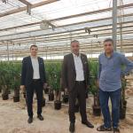 ADIYAMAN (PERRE) - Mustafa KAMIŞ - Adıyaman İl Genel Meclisi Daimi Encümen Üyesi Turan Yıldırım, Kahta ilçesinde faaliyet gösteren süs bitkileri serasını ziyaret etti.