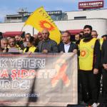 ADIYAMAN (PERRE) - Şeriban ÖZÇAKMAK-Berfin GÜRBÜZ - Eğitim-Sen Adıyaman Şubesi, İstanbul'da bir lisede yaşanan ve bir öğretmenin hayatını kaybettiği bıçaklı saldırıya tepki göstermek amacıyla kent meydanında basın açıkla...