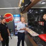 ADIYAMAN (PHA) - Adıyaman’ın Kâhta ilçesinde ekonomik hayatın temel dinamiklerinden biri olan esnafları ziyaret eden Adıyaman Valisi Dr.