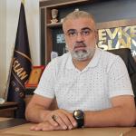 ADIYAMAN (PHA) - Mustafa KAMIŞ - Ak Yol Derneği Genel Başkanı Yusuf Aslan, dernek genel merkezinin bulunduğu Adıyaman’ın Kahta ilçesinde gönüllüler ve üyelerle birlikte 17 mahallede yardım faaliyetlerine devam ettiklerin...