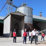 ADIYAMAN (PHA) - Adıyaman İl Tarım ve Orman Müdürü Abdulkadir Akkan, kentte faaliyet gösteren gıda üretim tesislerine yönelik saha ziyaretlerini sürdürüyor.