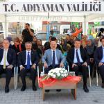 ADIYAMAN (PHA) - Murat KAYIŞ - İlköğretim Haftası törenlerle kutlandı, deprem sonrası yeniden inşa edilen okullarda ilk ders heyecanı yaşandı.