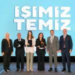 ANTALYA (PERRE) - Şeriban ÖZÇAKMAK - Antalya'da düzenlenen 2025-2026 Dönemi Erişim Yarışması Ödül Töreni'nde Adıyaman, 3 Türkiye birinciliği, 1 ikincilik ve 1 üçüncülük elde etti.