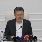 ADIYAMAN (PHA) - Tarım ve Orman Bakanı İbrahim Yumaklı, bir dizi ziyaret ve tören kapsamında geldiği Adıyaman’da, Valilik Toplantı Salonu’nda düzenlenen “Adıyaman Tarım-Orman Sektör Toplantısı”nda bölgedeki üreticiler, ç...