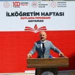 ADIYAMAN (PHA) - Murat KAYIŞ - İlköğretim Haftası törenlerle kutlandı, deprem sonrası yeniden inşa edilen okullarda ilk ders heyecanı yaşandı.